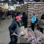 La producción de vehículos volvió a caer y crece la preocupación por el empleo