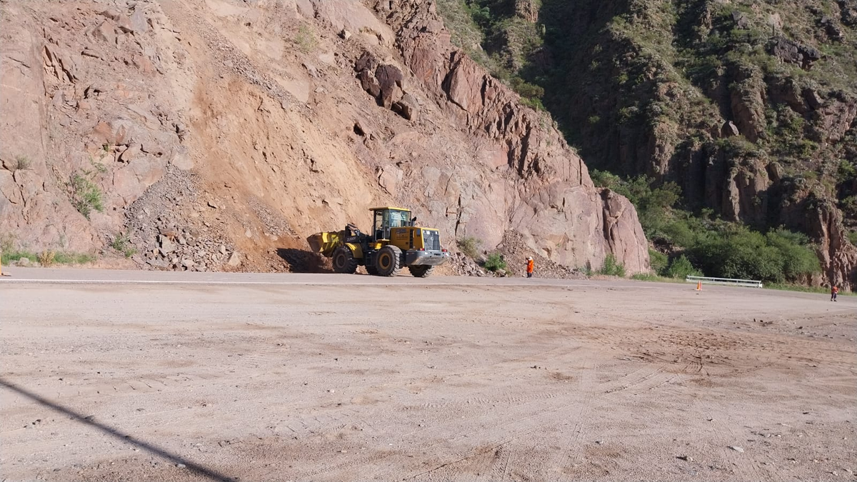 Trabajos en la Ruta Nacional 40: piden circular con precaución en la Quebrada de Belén